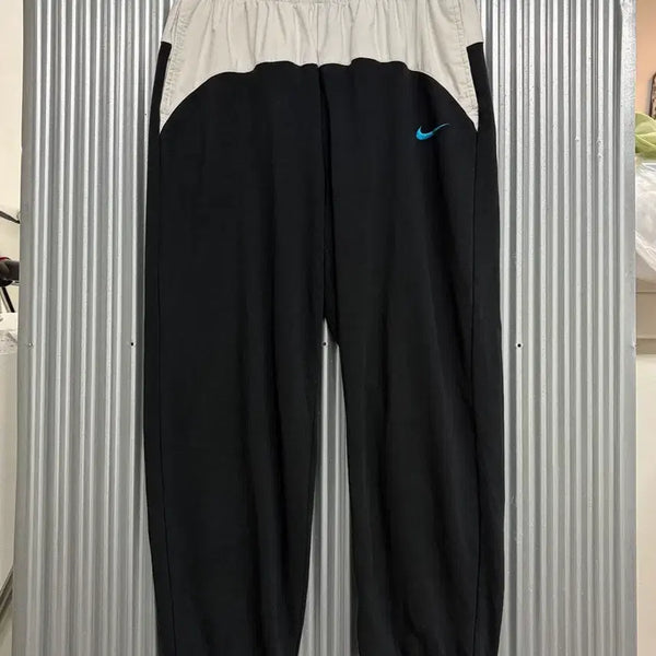 [BUNJANG] Nike Colorblock Jogger Pants / [M] 나이키 컬러블록 조거 팬츠 3.5