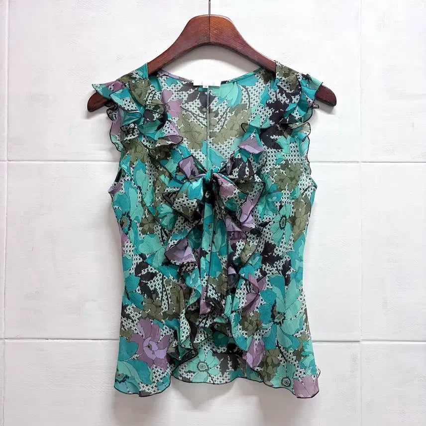 [BUNJANG] FRAGILE Blue Ruffle Frill Ribbon Fairy Sleeveless Blouse JP 38 / FRAGILE 블루 러플 프릴 리본 페어리 슬리브리스 블라우스 38 JP