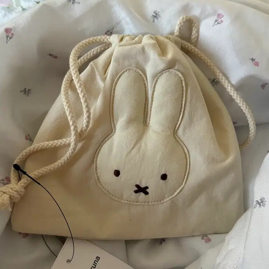 [BUNJANG] Miffy Store Lucky Pouch / 경주 미피스토어 복조리 파우치