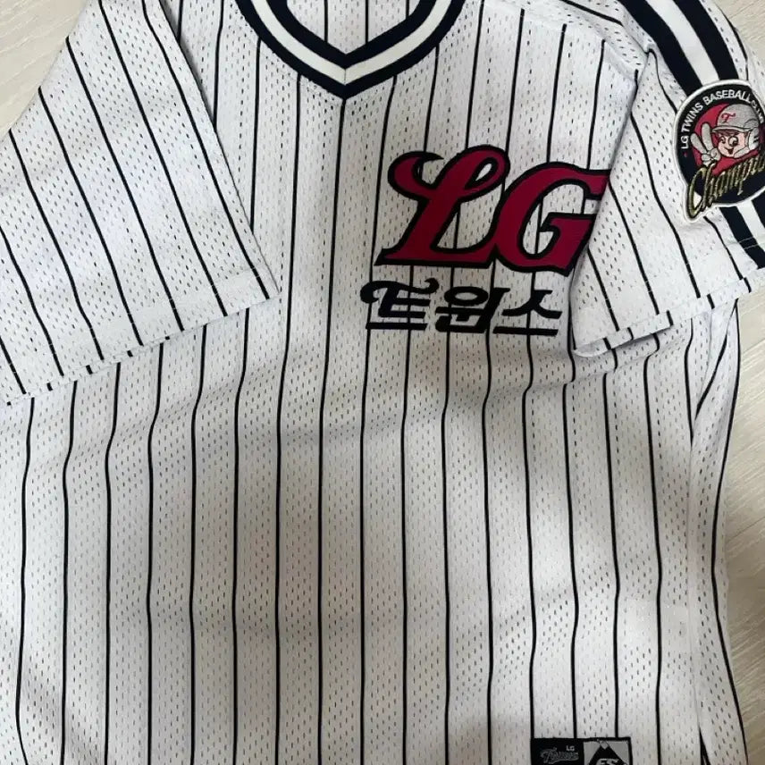 [BUNJANG] LG Twins Classic Unmarked Baseball Jersey Size 100 / 엘지트윈스 클래식 유니폼 노마킹 100사이즈