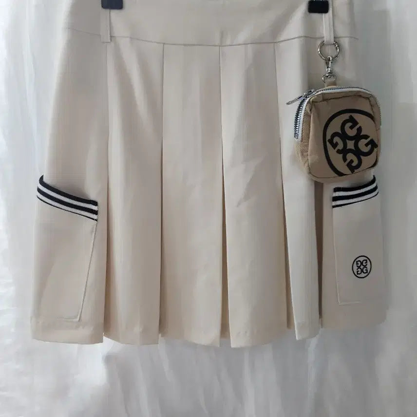[BUNJANG] G/FORE Women's Golf Skirt Beige Size 64 / G/FORE 여성 골프 치마 베이지색 64