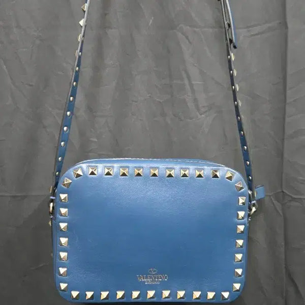 [BUNJANG] Valentino Rockstud Camera Bag Deep Blue Calfskin Leather / (정품)발렌티노 락스터드 카메라 백 딥블루