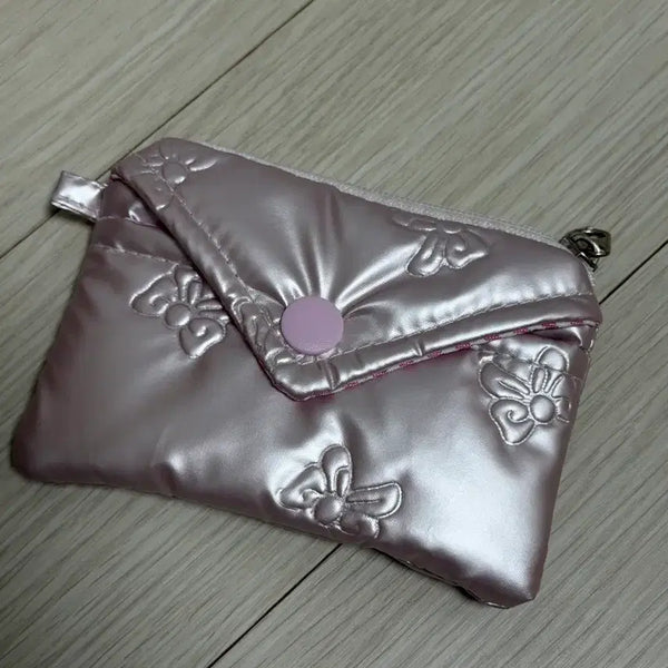 [BUNJANG] Kitsch Pink Silver Ribbon Coin Purse Mini Padded Pouch / 키치 핑크 실버 리본 동전 지갑 미니 패딩 파우치
