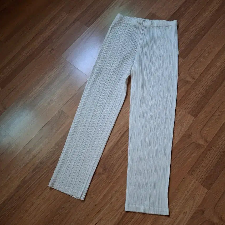 [BUNJANG] Pleats Please Pants (Ivory) / 플리츠플리즈 팬츠 2