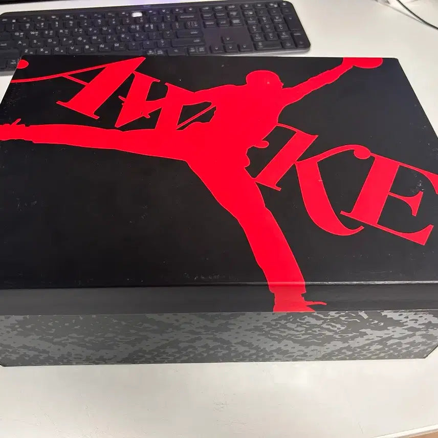 [BUNJANG] Air Jordan Awake Sneakers / 조던 어웨이크