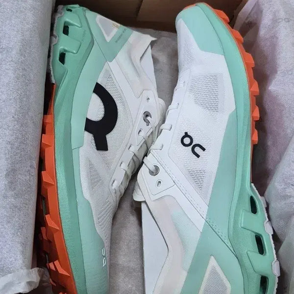 [BUNJANG] On Running Cloudventure Peak 3 Running Shoes (260mm) / [새제품] 온 러닝 클라우드벤처 피크 3 (260 size)