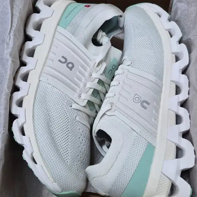 [BUNJANG] On Running Cloudswift 3 Running Shoes (Size 255) / [새제품] 온 러닝 클라우드 스위프트 3 (255 size)
