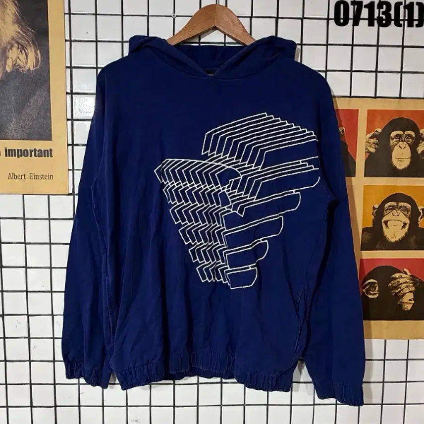 [BUNJANG] Emporio Armani Navy Logo Hoodie 16A / 엠프리오아르마니 네이비색 로고 후드티 16A