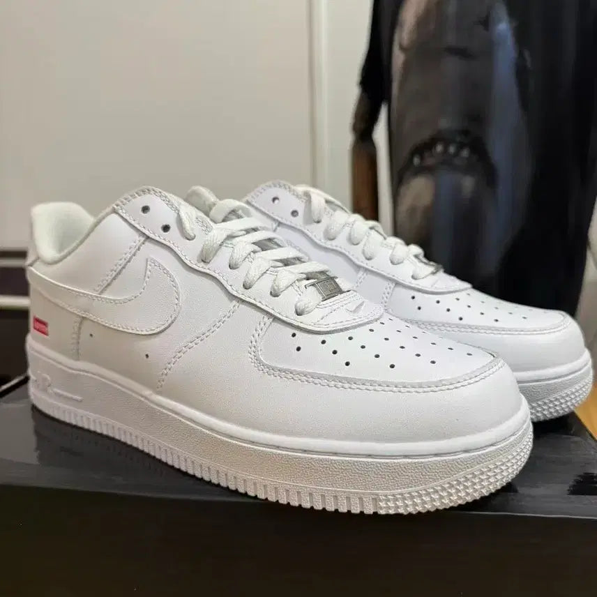 [BUNJANG] Nike x Supreme Air Force 1 Low White (265mm) / 나이키 x 슈프림 에어포스 1 로우 화이트 265MM