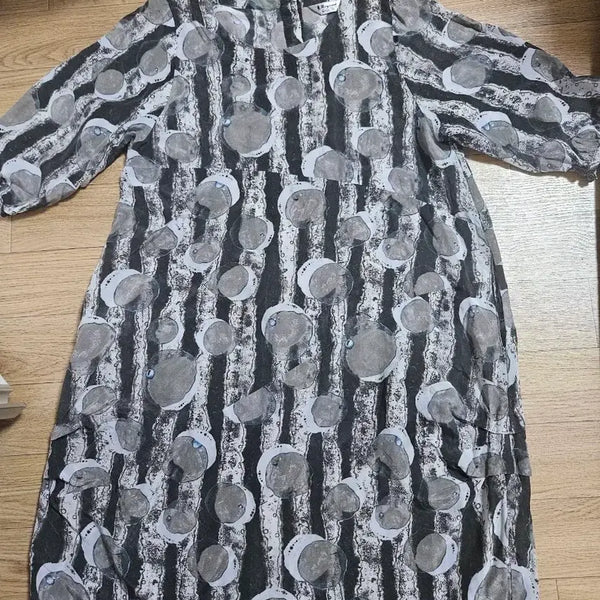 [BUNJANG] Striped and Dotted Pattern Dress Size 66 / 줄무늬 도트 무늬 원피스 66