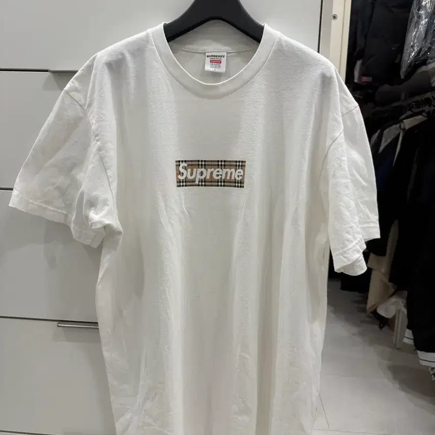 [BUNJANG] Supreme Burberry Box Logo T-Shirt (Large) / 슈프림 버버리 박스로고 L