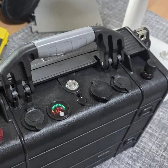 [BUNJANG] Lithium-ion Power Bank 200A 12.6V / 파워뱅크 200A   리튬이온 12.6V