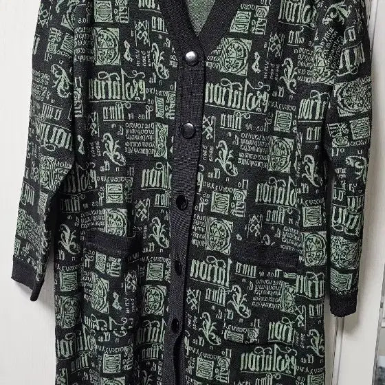 [BUNJANG] Fiole Pattern Cardigan Black / 피올레 패턴 가디건 블랙