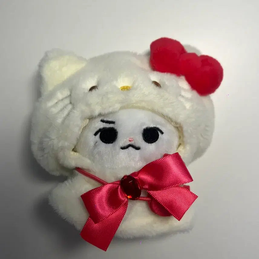 [BUNJANG] Sanrio Hello Kitty Doll Clothes Bundle / 웅냥쭌+정품 키티 인형옷 함께 팔아요!