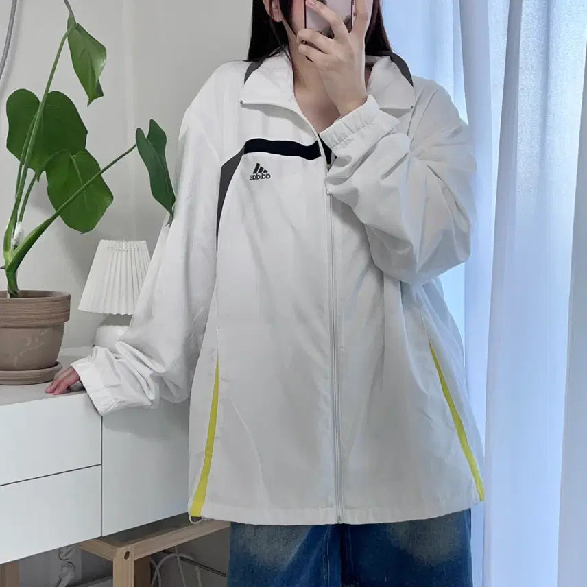 [BUNJANG] Adidas White Gray Three-Stripes Windbreaker Jacket (Size 115) / 아디다스 화이트 그레이삼선 바막 [ 115 ]