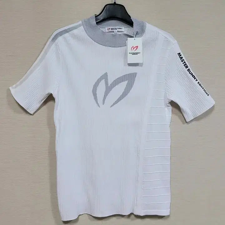 [BUNJANG] Master Bunny Edition Women's Ribbed Jacquard Short-Sleeve T-Shirt White / 마스터바니 여성 골지 자카드 반팔티셔츠 (새상품)