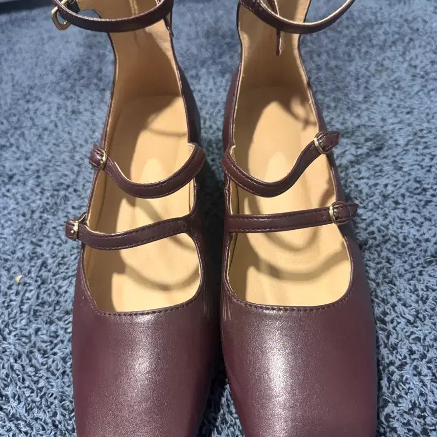 [BUNJANG] Mixxo Burgundy Strap Heels / 미쏘 버건디 스트랩 구두