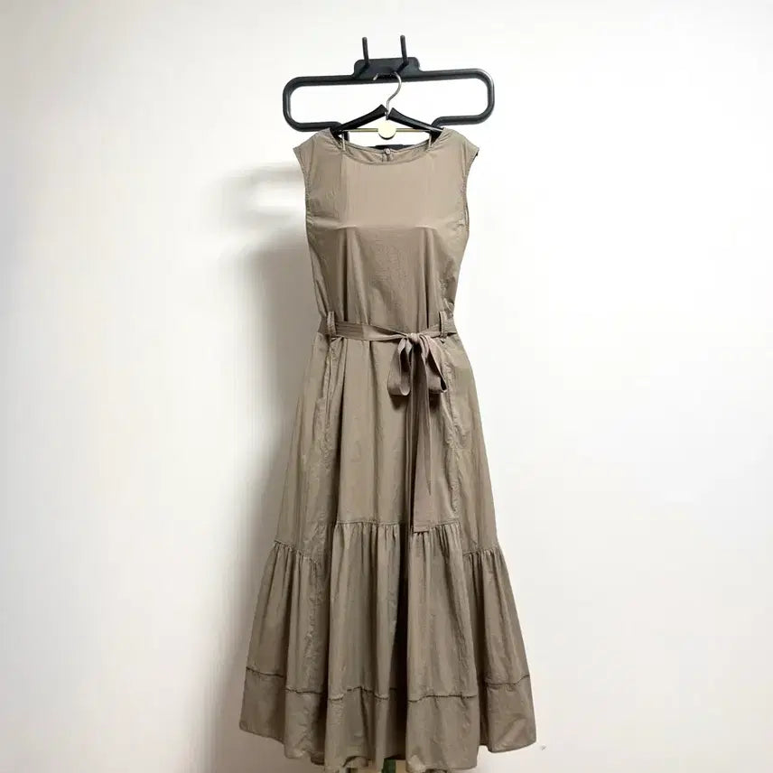 [BUNJANG] SJSJ Sleeveless Midi Dress Beige / SJSJ원피스