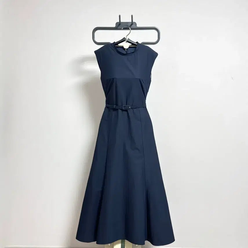 [BUNJANG] MOJO.S.PINE Belted Sleeveless Dress Navy Size 55 / 모조에스핀원피스