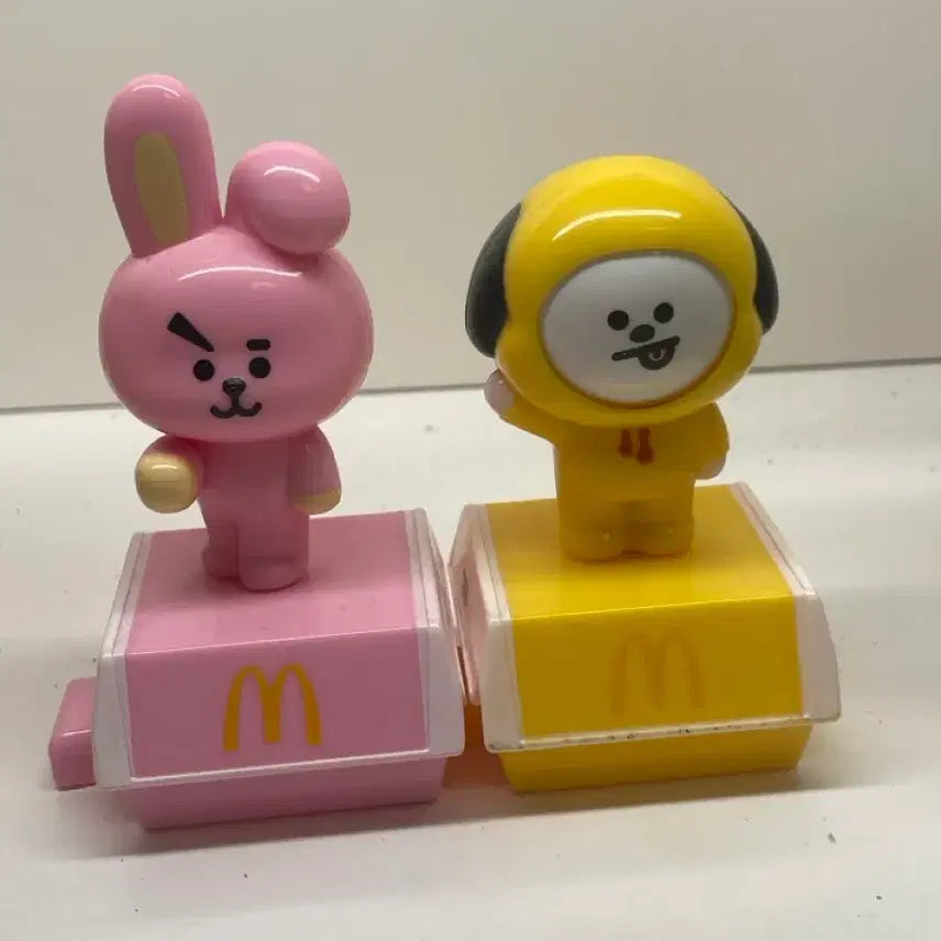 [BUNJANG] BT21 McDonald's McMornings Figure Set (2 types) / BT21 맥도날드 맥모닝 피규어 2종 쿠키치미 정국포카지민bts아리랑