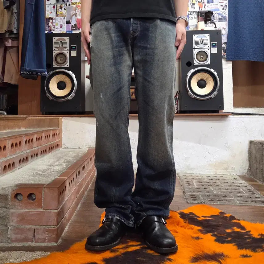 [BUNJANG] Levi's 501 Button Fly Straight Fit Denim Jeans / 리바이스 501 버튼플라이 데님팬츠