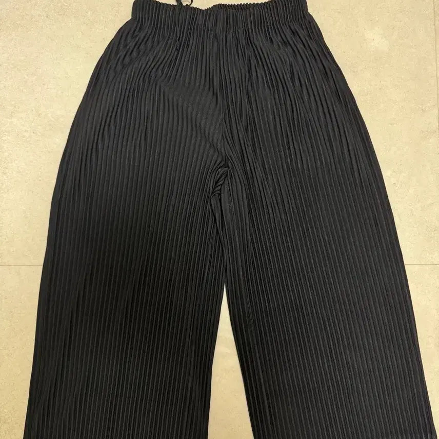 [BUNJANG] TNGT YoYoGi Wide Pants Black M / TNGT 요요기 와이드팬츠 블랙 M