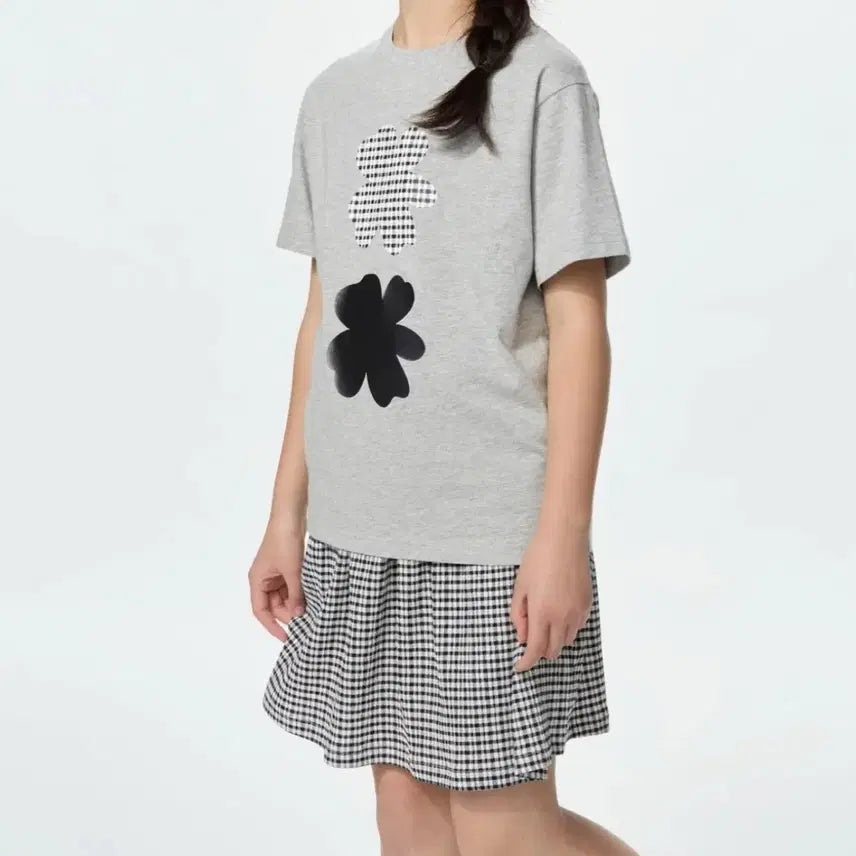 [BUNJANG] Uniqlo Cecilia Bahnsen Graphic T-Shirt Grey / 새상품 유니클로 세실리에반센 그래픽 티셔츠 그레이 160