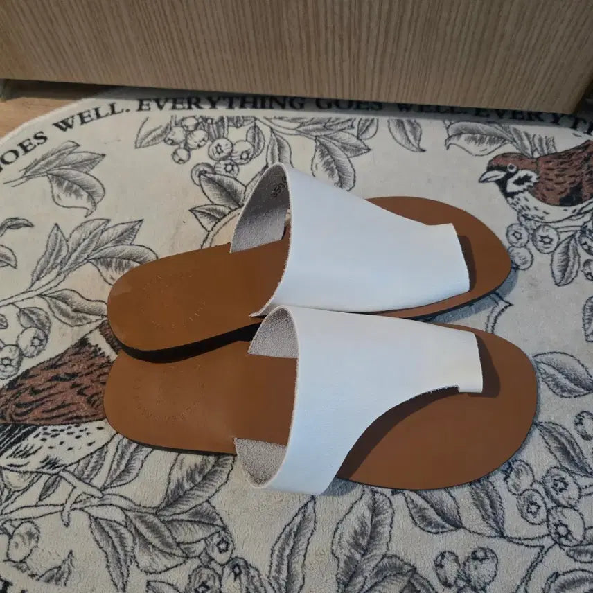 [BUNJANG] Women's Summer Sandals - White/Brown (235mm) / 슬리퍼 샌들 235(여성화)여름샌들