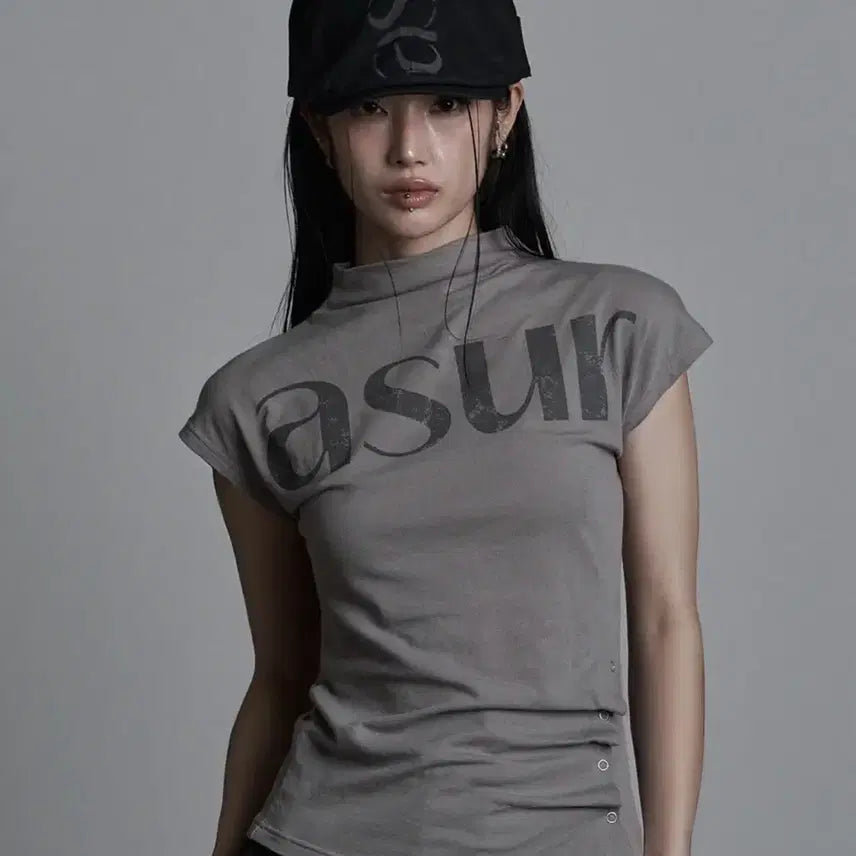 [BUNJANG] As You Are Side Snap Half Neck T-shirt Gray / 바로배송) 애즈유아 사이드 스냅 하프넥 티셔츠 그레이