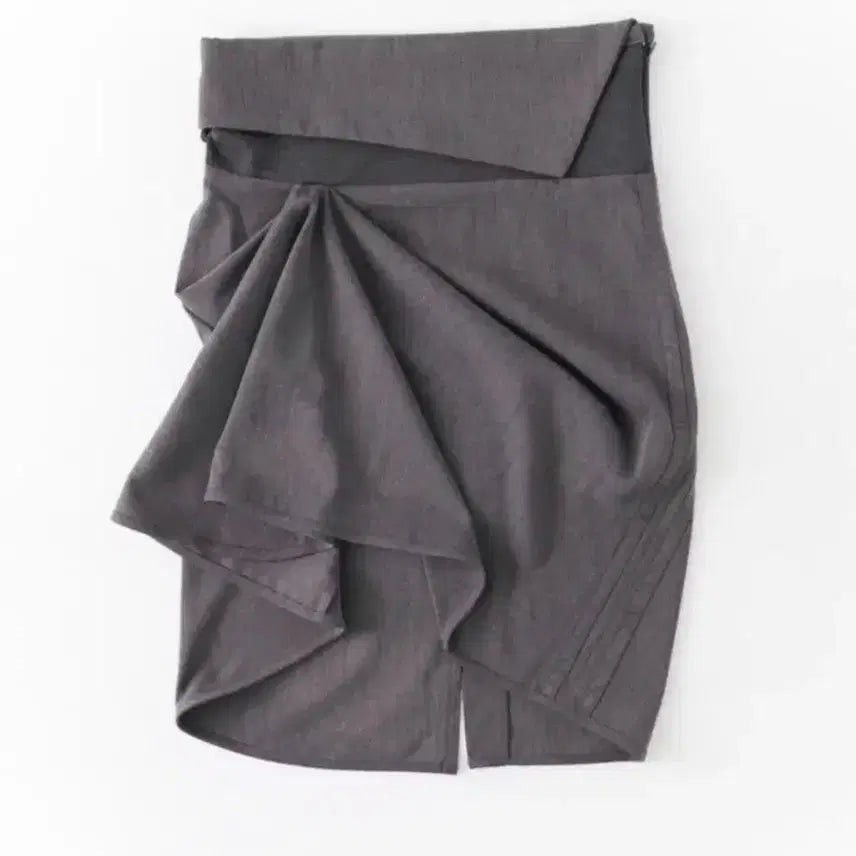 [BUNJANG] Ullala San Tu SS BRACE UNBALANCE SKIRT (Charcoal) / 울리카상투스 BRACE UNBALANCE SKIRT (CHARCOAL)