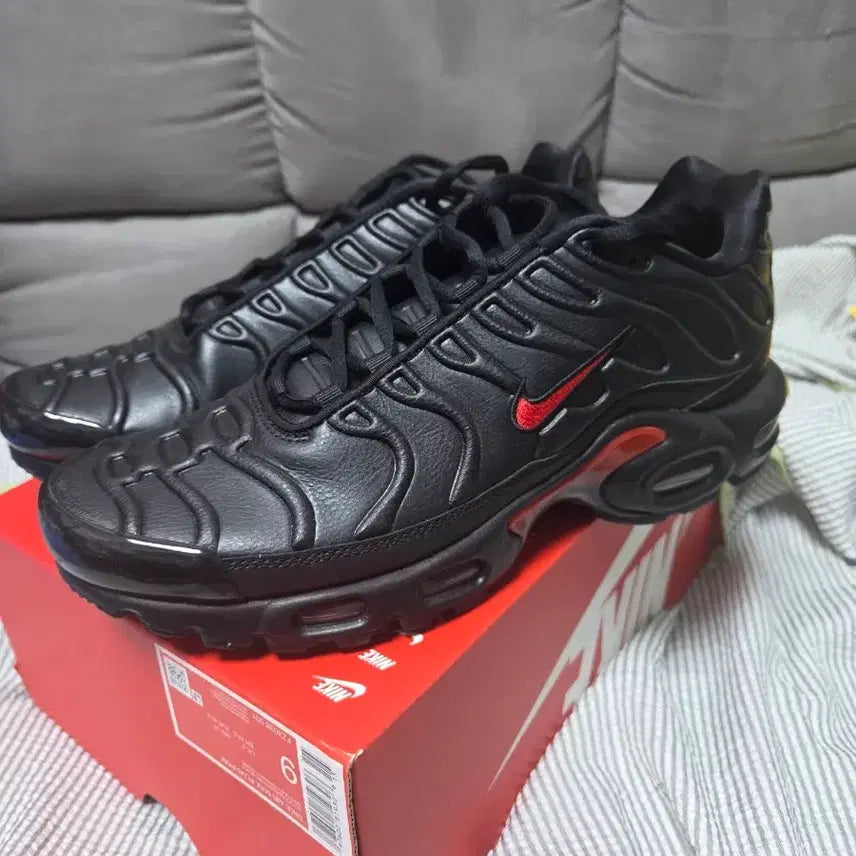 [BUNJANG] Nike Air Max Plus 'Box Cut' Sneakers - New 270mm / 나이키 에어맥스 플러스 박스컷 새상품 270 팝니다