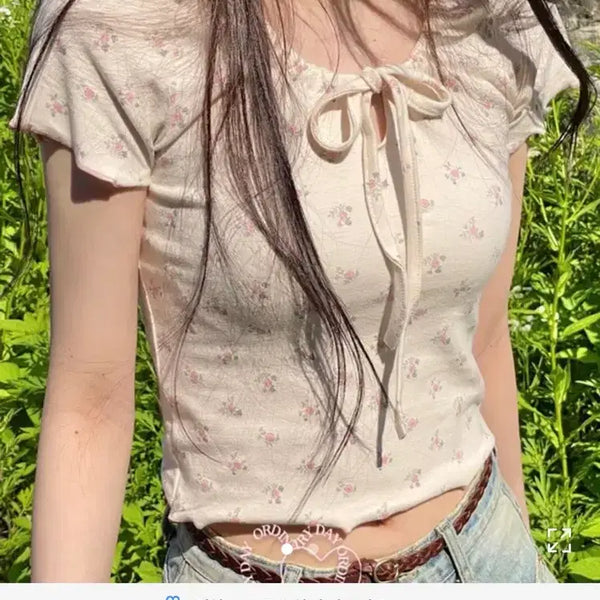 [BUNJANG] Eblie Ordinary Day Flower Short Sleeve T-Shirt Pink / 에이블리 보통의날 플라워 잔꽃 리본 반팔 티셔츠 핑크