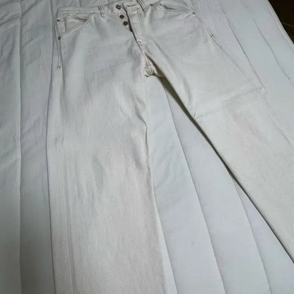[BUNJANG] Drake's Cream Selvedge Straight Leg Jeans (Size 30) / 드레익스-크림 셀비지 스트레이트 레그 진 (30)
