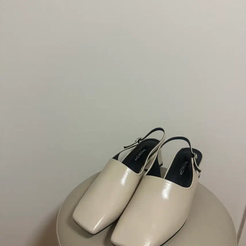 [BUNJANG] Rachel Cox Slingback Beige / 레이첼콕스 슬링백 베이지 (250)