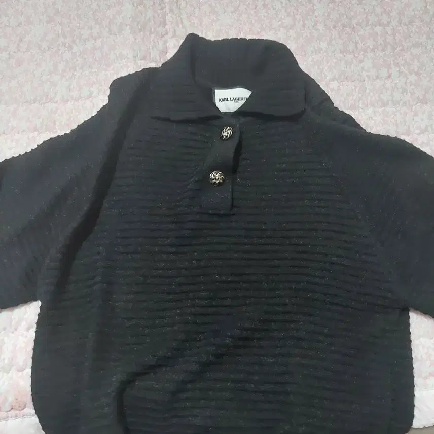 [BUNJANG] Karl Lagerfeld Black & Wine Knit Top / 칼 라거펠트 니트 블랙 앤 와인 텍만제거한 새상품