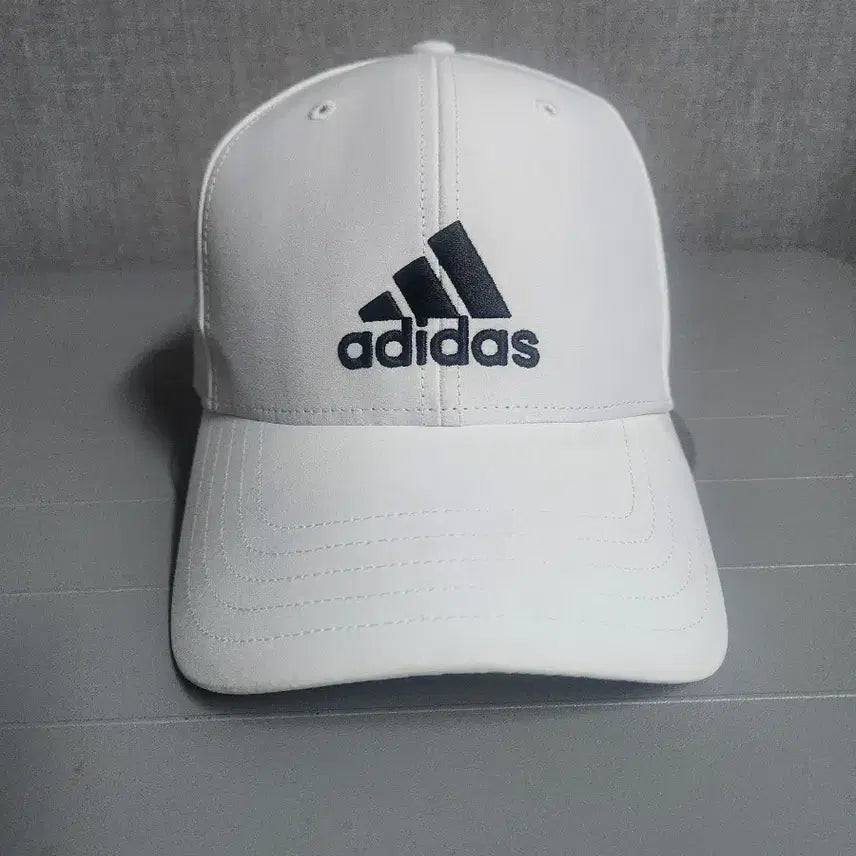 [BUNJANG] Adidas White Ball Cap (OSFM) / 아디다스 화이트 볼캡 (OSFM)