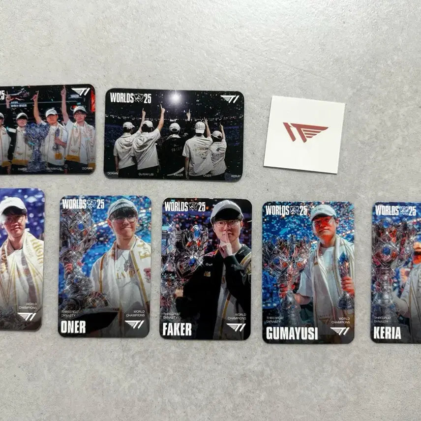 [BUNJANG] T1 Worlds 2025 Champions Photocard Set / MSI ti 월즈 우승 포토카드
