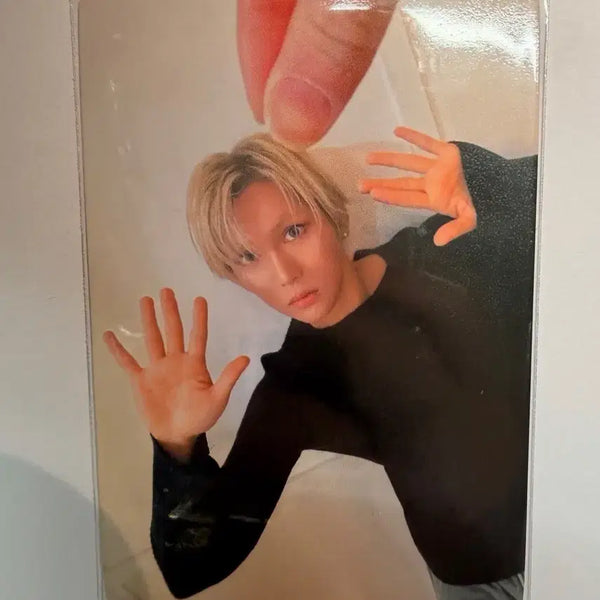 [BUNJANG] XLOV Hyuni Kkozip Version Photocard / XLOV 현이 꼬집 ver