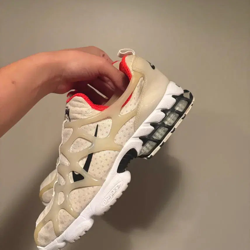 [BUNJANG] Nike x Stussy Air Zoom Spiridon Kukini White / 나이키 x 스투시 에어 줌 스피리돈 쿠키니 화이트
