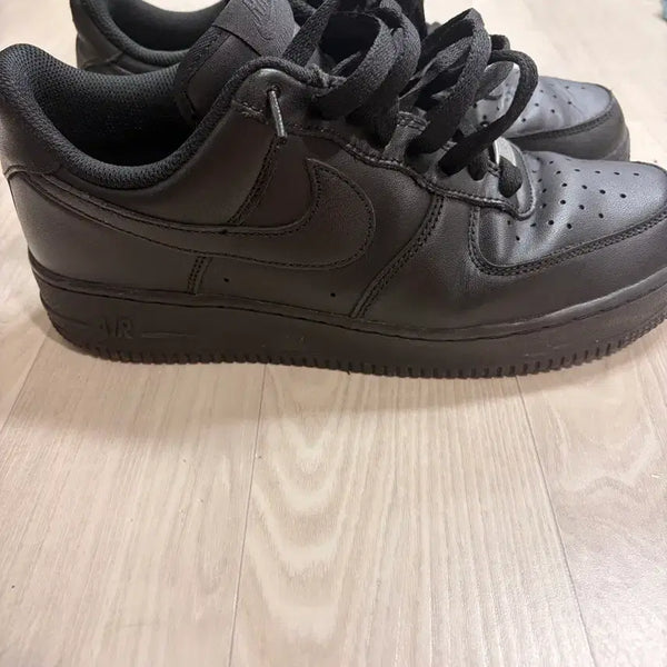 [BUNJANG] Nike Air Force 1 '07 Sneakers / 에어포스 260