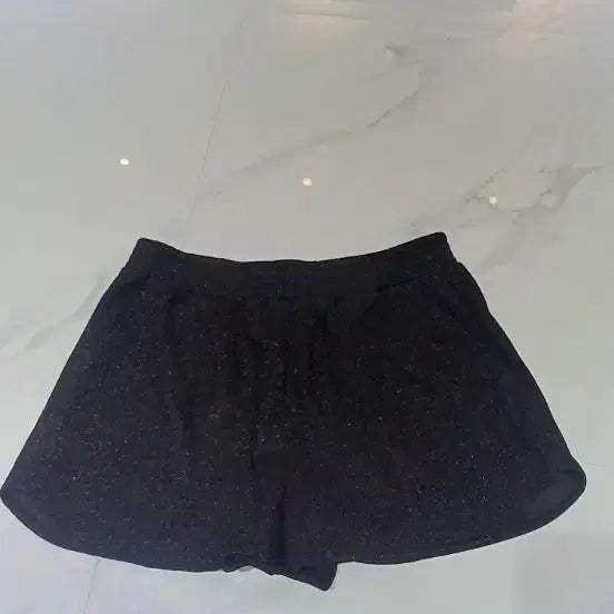 [BUNJANG] 8seconds Black Pearl High-Waisted Shorts / 8세컨즈 블랙 펄 하이웨스트 반바지