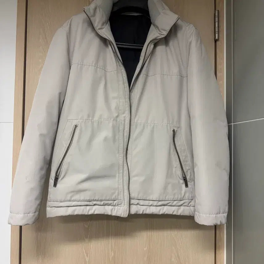 [BUNJANG] Club Monaco Padded Jacket Beige / 클럽모나코 패딩 베이지