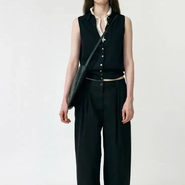 [BUNJANG] Nothing Written Lash Sleeveless Knit Top Black / 낫띵리튼 Lash sleeveless knit top 검정