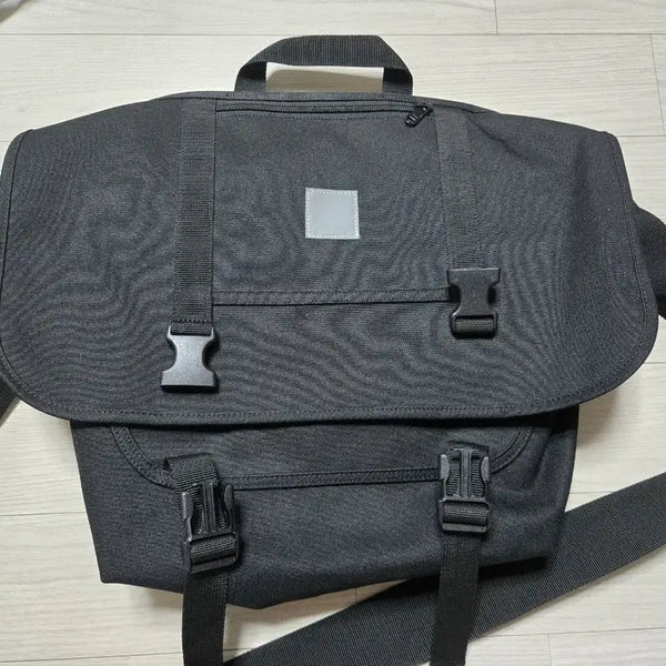 [BUNJANG] Carhartt Messenger Bag / 칼하트 메신저백