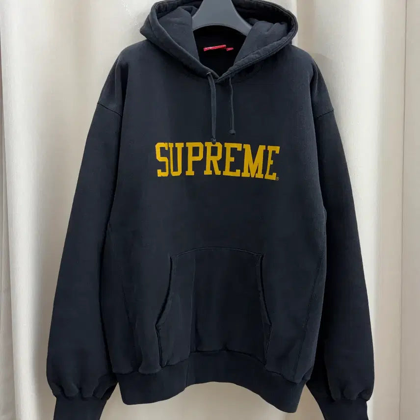 [BUNJANG] Supreme Inside Out Crewneck Sweatshirt Black XXL / 슈프림 바시티 후드 스웨트셔츠 블랙 - 23FW