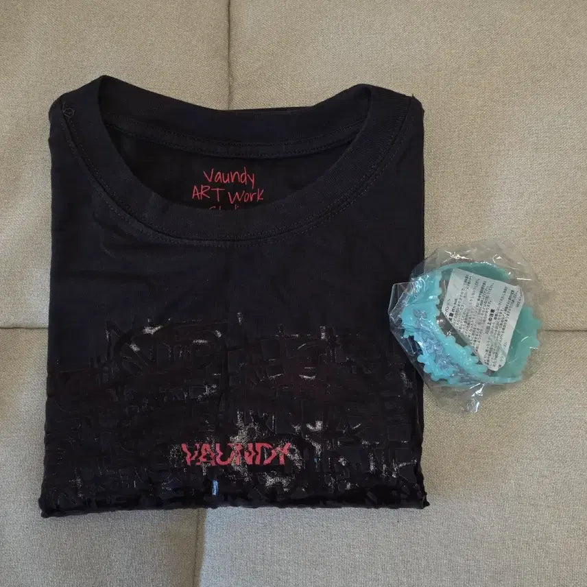 [BUNJANG] Vaundy Fusion Band T-Shirt & Rubber Band Set / 2종SET]바운디 vaundy 티셔츠 콘서트 굿즈 fusion 밴드