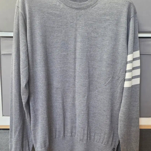 [BUNJANG] Thom Browne 4-Bar Stripe Grey Knit Sweater / 톰브라운 4선 완장 그레이 니트