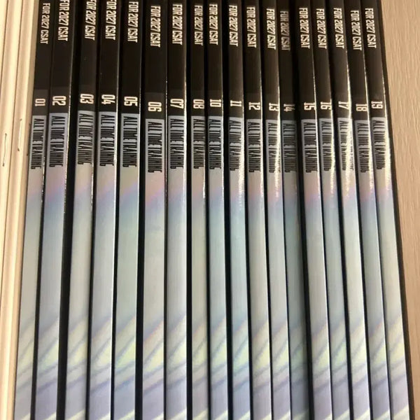 [BUNJANG] Otaekmin English Weekly Magazine Set (20 Volumes) / 오택민T 영어 주간지 20권 일괄판매
