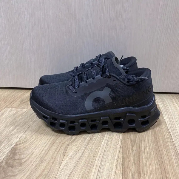 [BUNJANG] On Running Cloudmonster Black Running Shoes / 온러닝 클라우드몬스터 블랙 운동화