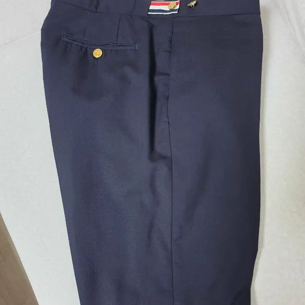 [BUNJANG] Thom Browne Navy Shorts Gold Button Size 2 / 톰브라운 네이비 반바지 금장단추 2호